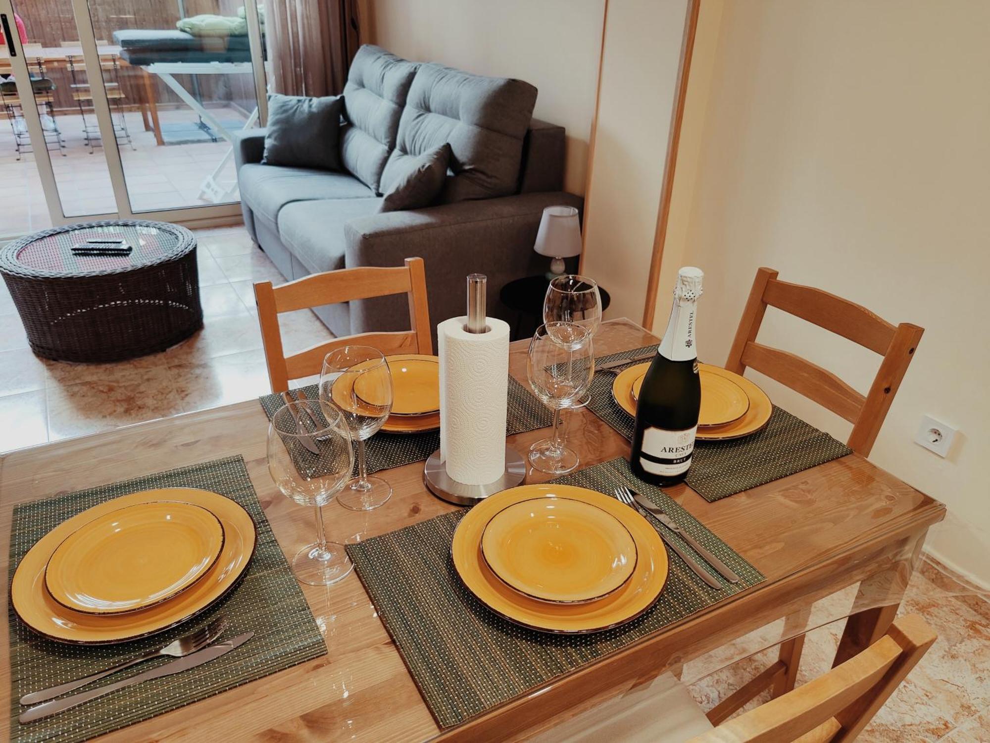 The Astrid Apartment يوريت دي مار المظهر الخارجي الصورة